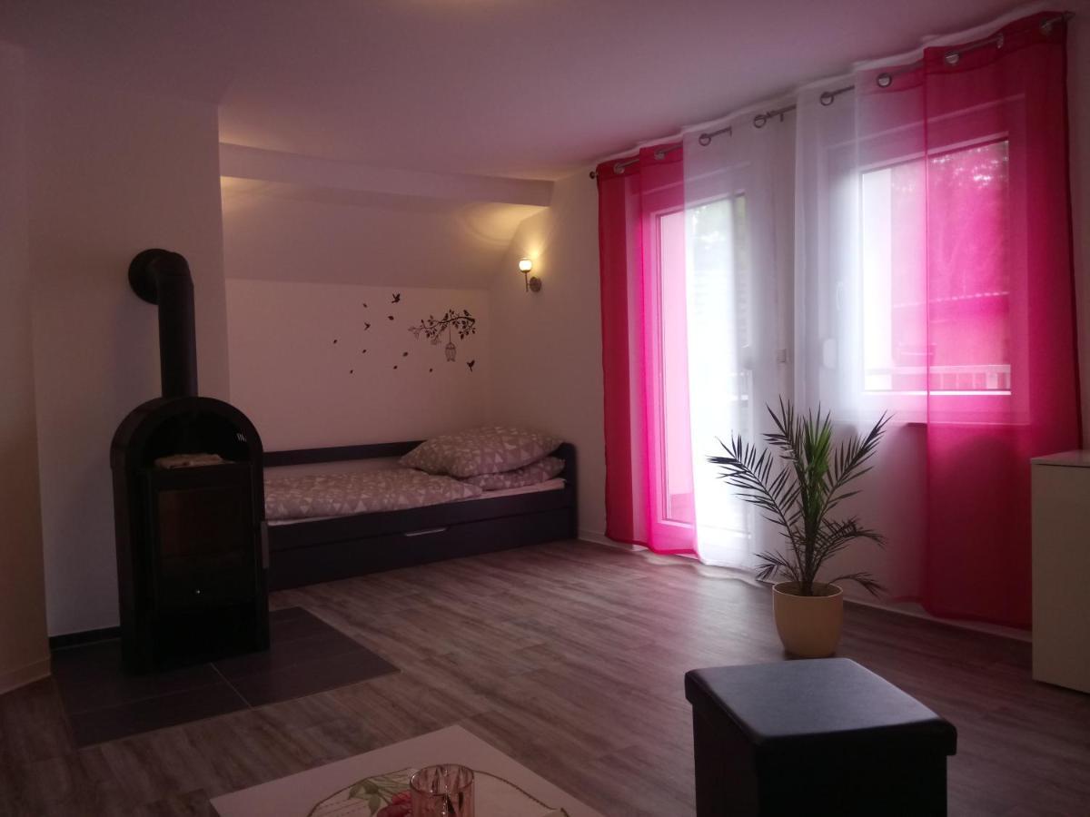 Ferienwohnung Haus Waldidyll Lauta Exterior foto