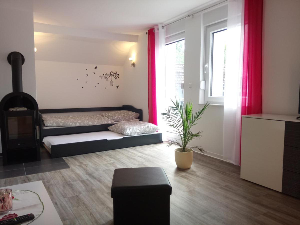 Ferienwohnung Haus Waldidyll Lauta Exterior foto